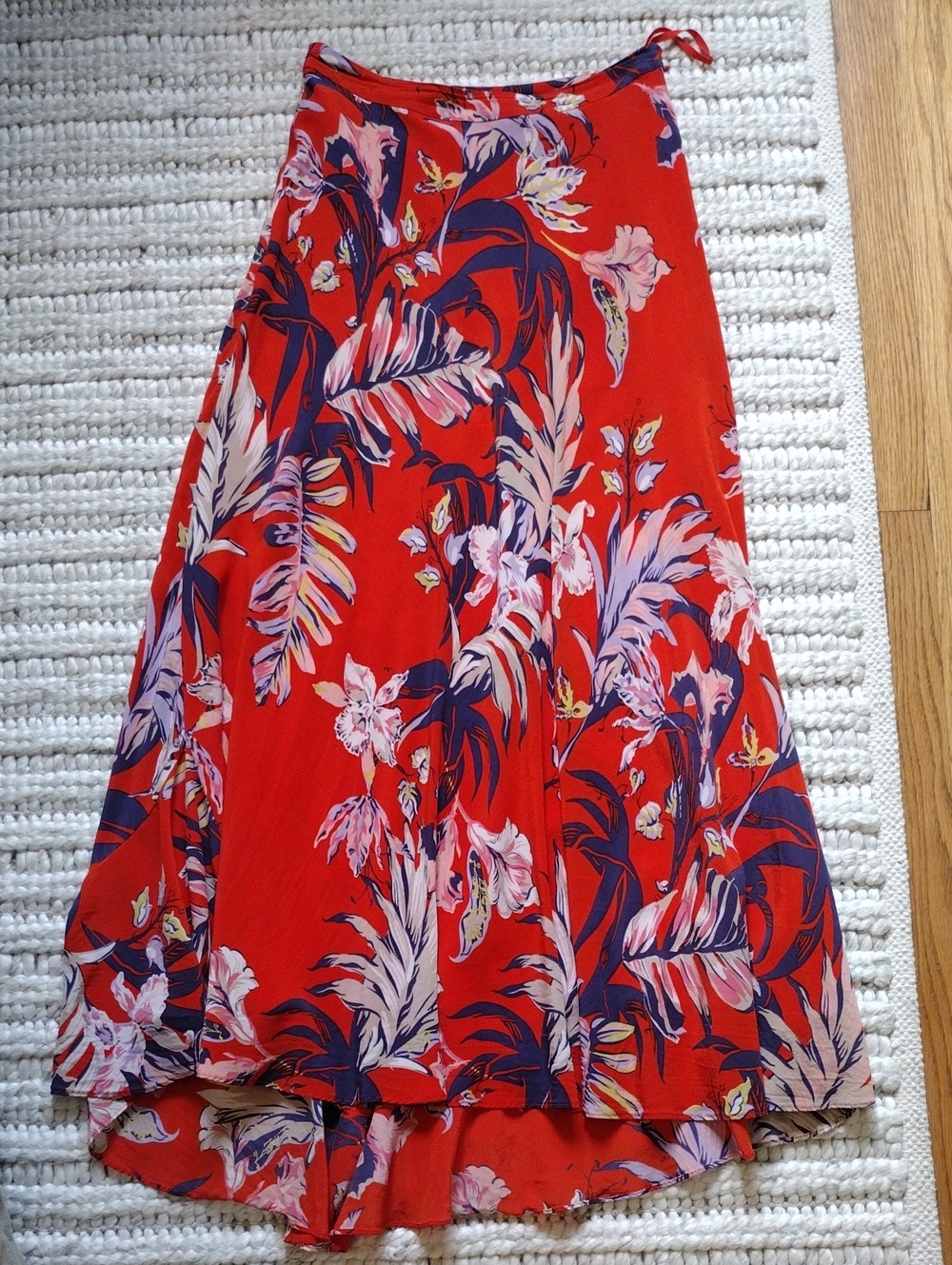 HD in Paris Red Floral High-Low Skirt Size 2